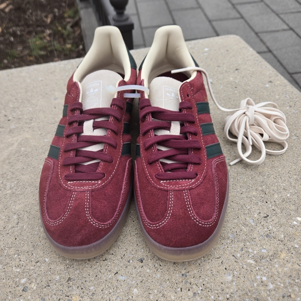 Adidas Gazelle Men's Maroon & Green Gum Sole Sneakers Size 10 - Picture 6 of 9